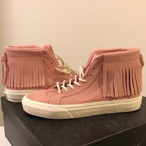 New Vans SK8-Hi Moc pink suede size 7